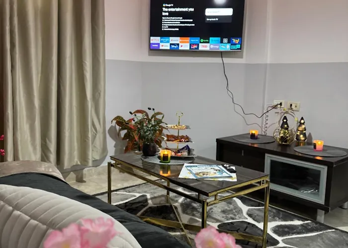 Modernes Komfort Mit Smart Tv & Power W-lan, Strandnaehe In Hurghada