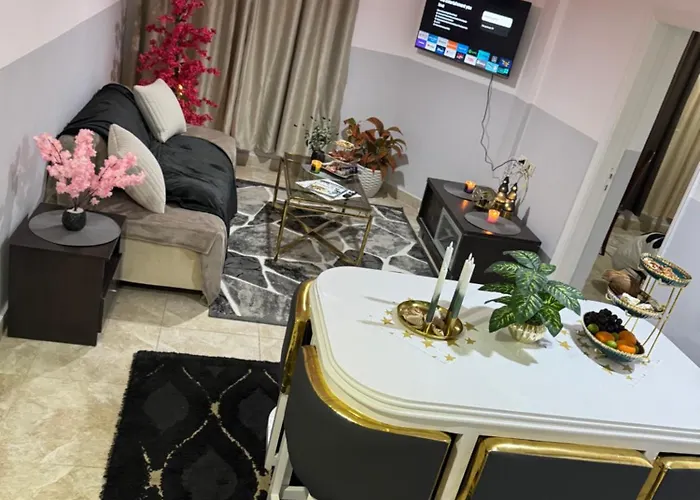 Modernes Komfort Mit Smart Tv & Power W-lan, Strandnaehe In Hurghada